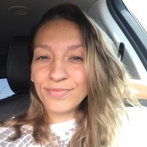 Meet your Posher, Tiffany